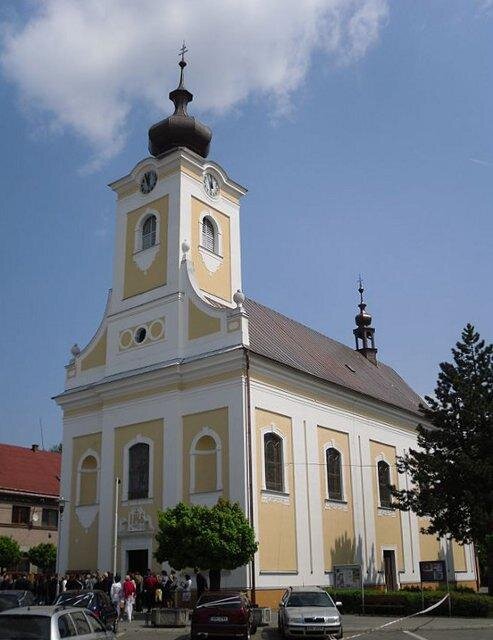 Kostel Narození sv. Jana Křtitele ve Slušovicích -  měděná kopule a falcovaná měděná krytina | Autor: Mercy - Wikimedia Commons | Licence: Uveďte autora - Zachovejte licenci 3.0 Česko