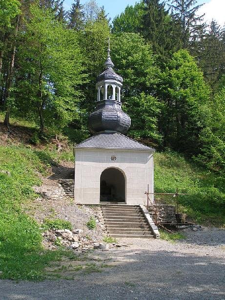 Stará Voda – kaple Královská studánka  | Autor: Miloš Hlávka - Wikimedia Commons | Licence: Uveďte autora - Zachovejte licenci 3.0 Česko