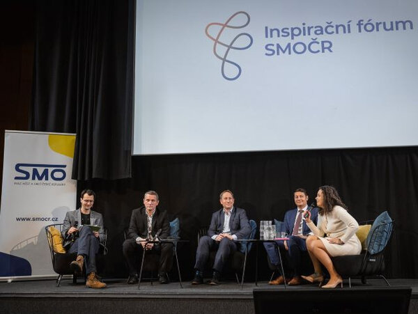 Hosté Inspiračního fóra v kině Přítomnost