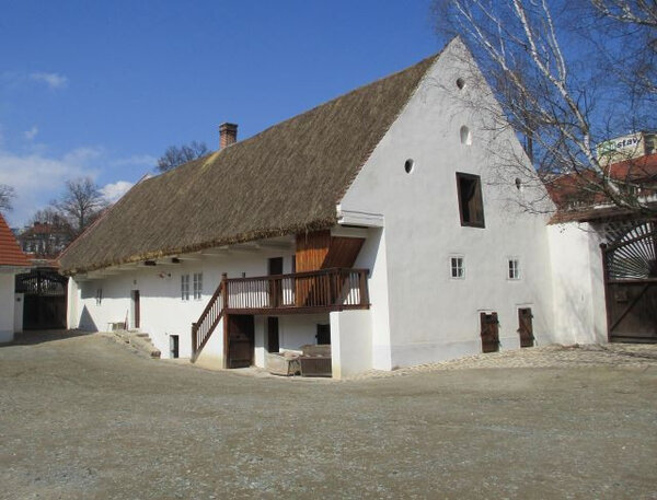Dny lidové architektury budou zahájeny v selském dvoře U Matoušů v Plzni-Bolevci.