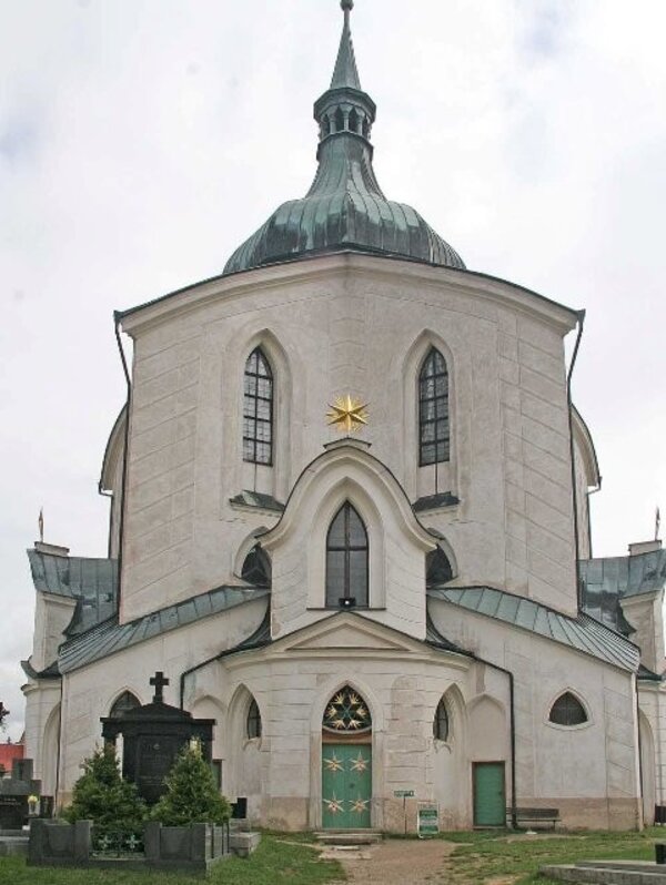 Kostel sv. Jana Nepomuckého na Zelené hoře bude zlatým hřebem putování za stavitelem Janem Blažejem Santinim-Aichelem. 