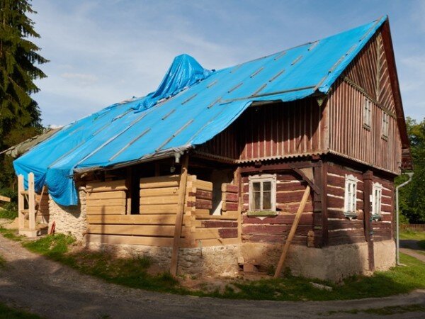 Beranův hostinec se díky úsilí Spolku Dubáci začíná proměňovat.