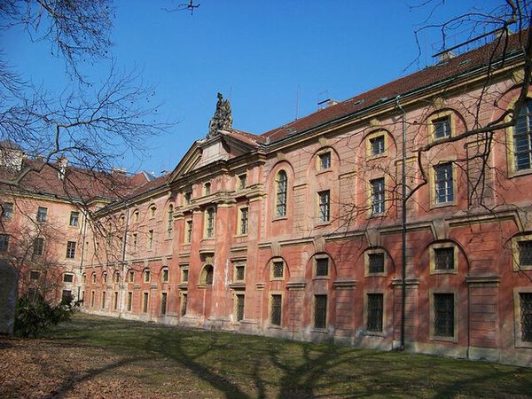 Řemeslná dílna se bude konat v historických prostorách Invalidovny.