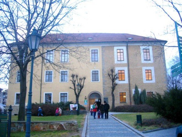Zámeček Ernestinum je jednou z historicky nejvýznamnějších staveb v Příbrami.