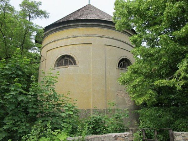 Kaple Všech svatých na hradě Petršpurk (archivní foto)