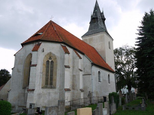 V kostele sv. Václava v Roudníkách u Chabařovic se v neděli 3. srpna uskuteční mše svatá a přednáška o dějinách kostela a stavebněhistorickém průzkumu.