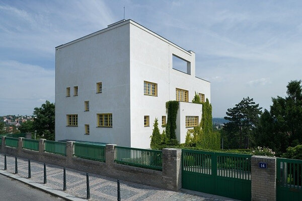 Müllerova vila je vrcholným dílem architekta Adolfa Loose.