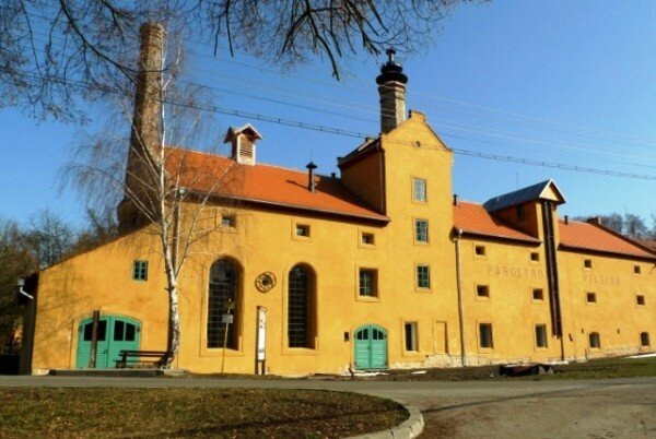 Po několika letech usilovné práce členů občanského sdružení se pivovaru v Lobči navrací jeho původní krása.