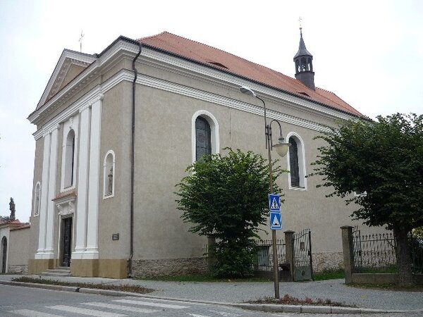 Kostel sv. Františka Serafínského v Golčově Jeníkově po celkové obnově