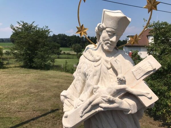 Obnovená socha sv. Jana Nepomuckého 