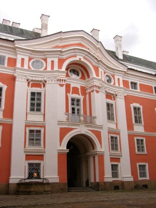 Účastníky semináře zavede exkurze také do benediktinského kláštera v Broumově.