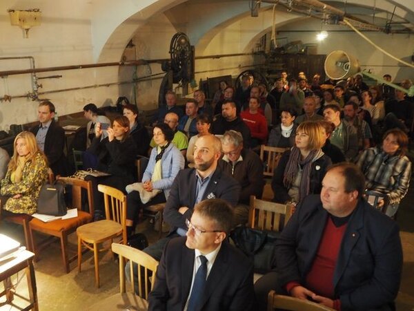 Konference PROPAMÁTKY se konala ve stylových prostorách Továrny Mastných v Lomnici nad Popelkou.
