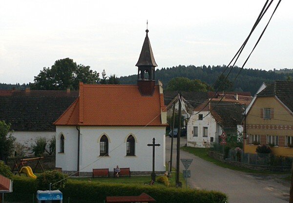 Kaple v Krajníčku byla slavnostně posvěcena.