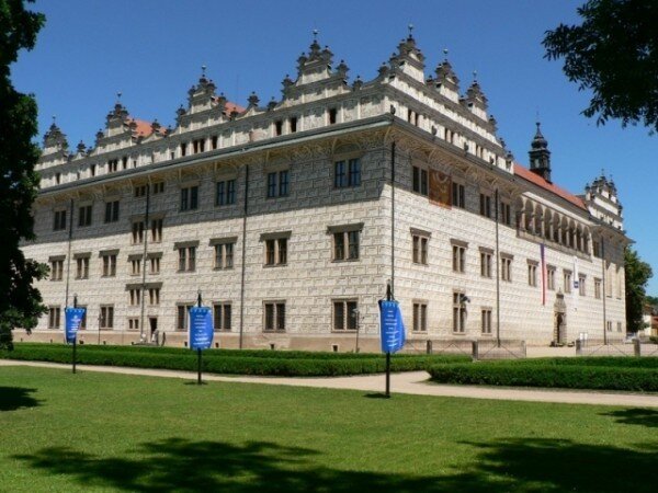 Jedním ze zástupců našich památek zapsaných na Seznam UNESCO je také renesanční zámek v Litomyšli. 