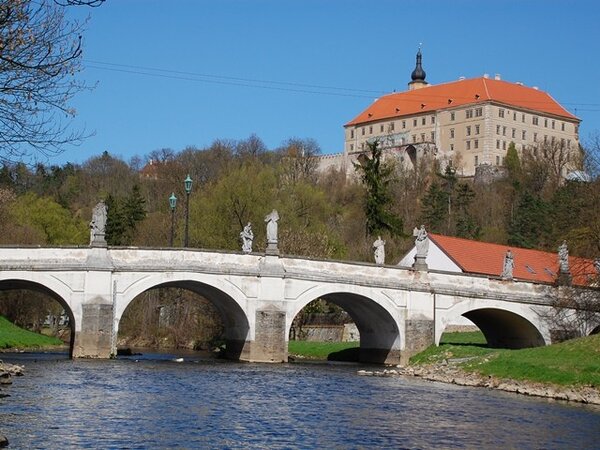Zlatou jeřabinu získala v loňském roce obnova terasy zámku se zimní zahradou v Náměšti nad Oslavou.